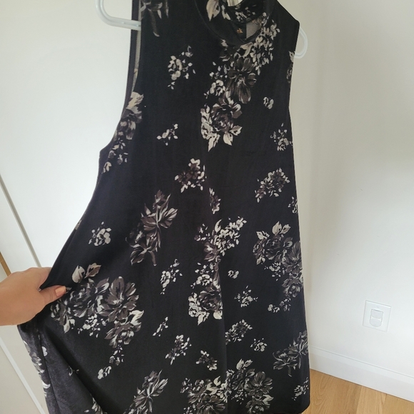 Reitmans Velour sleeveless dress Large - Picture 2 of 3